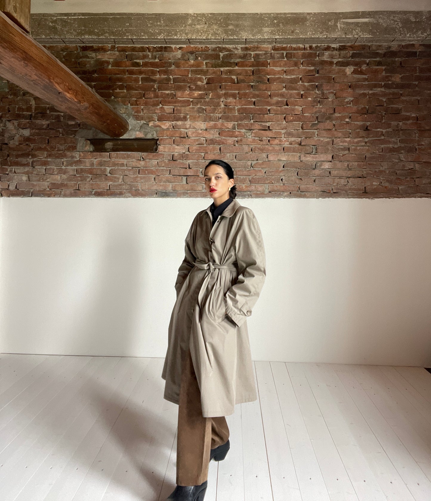 Robert trenchcoat