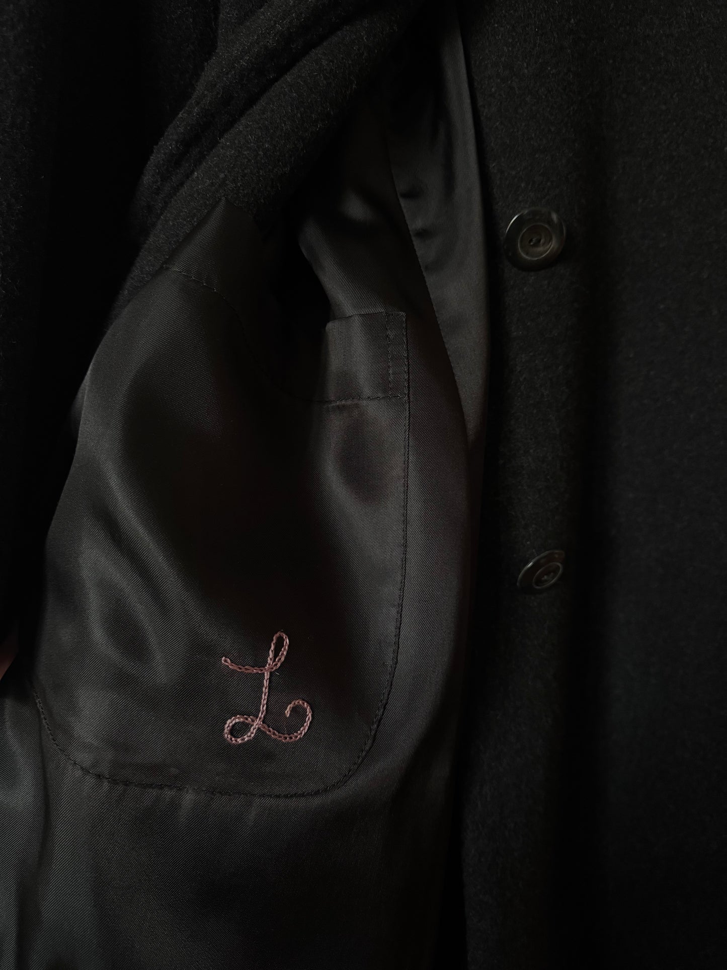 The L grey coat