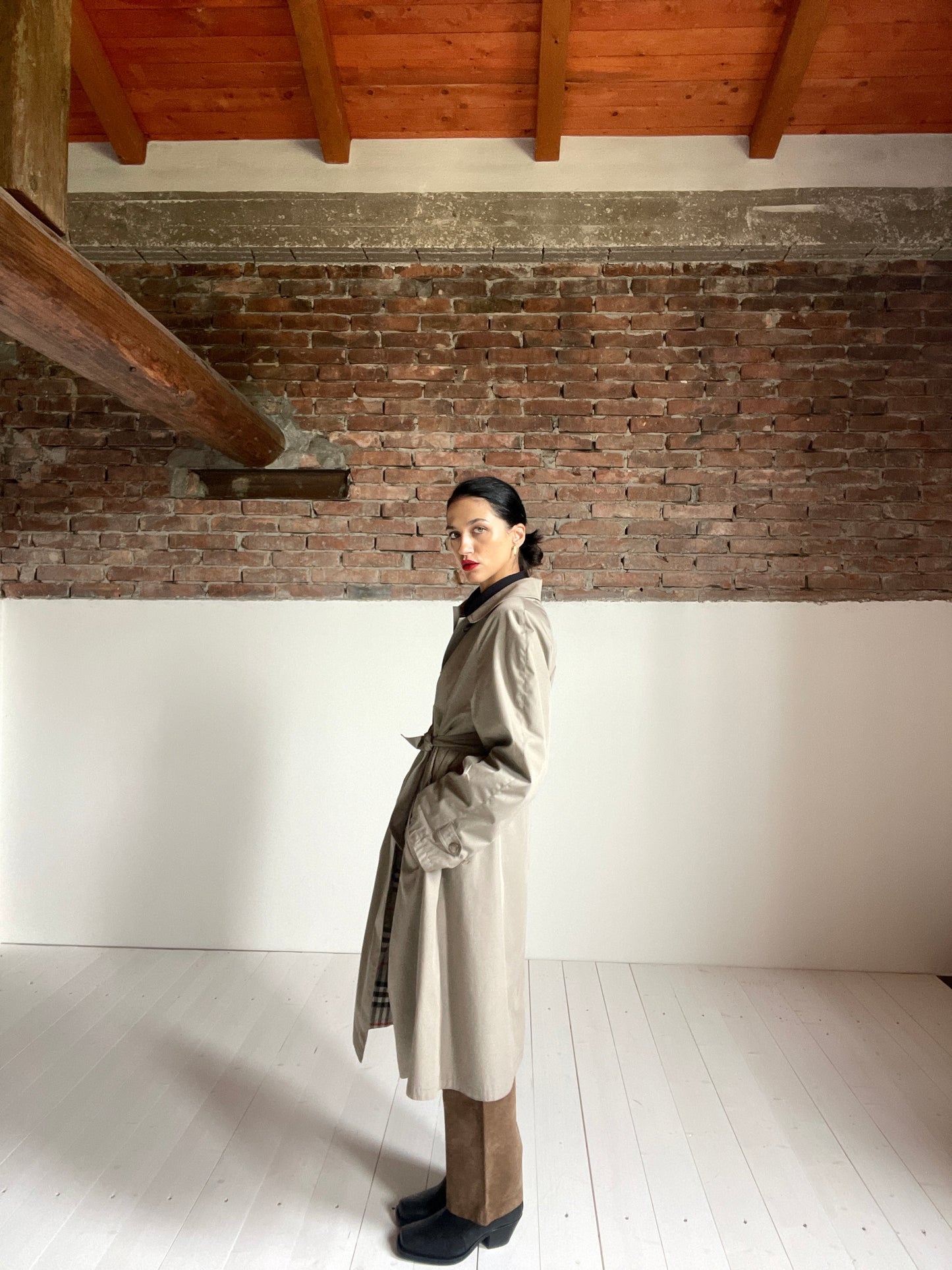 Robert trenchcoat