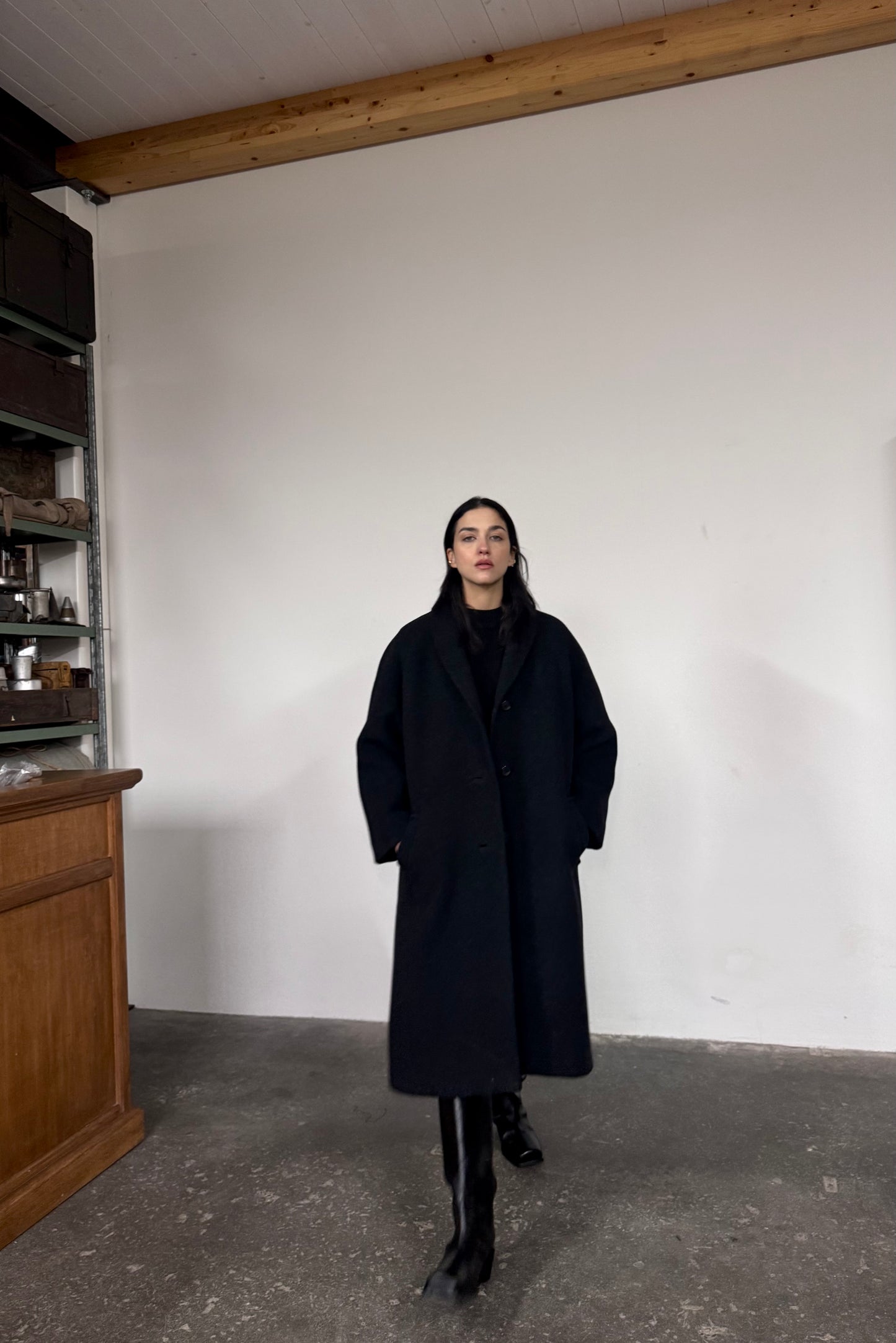 The L grey coat