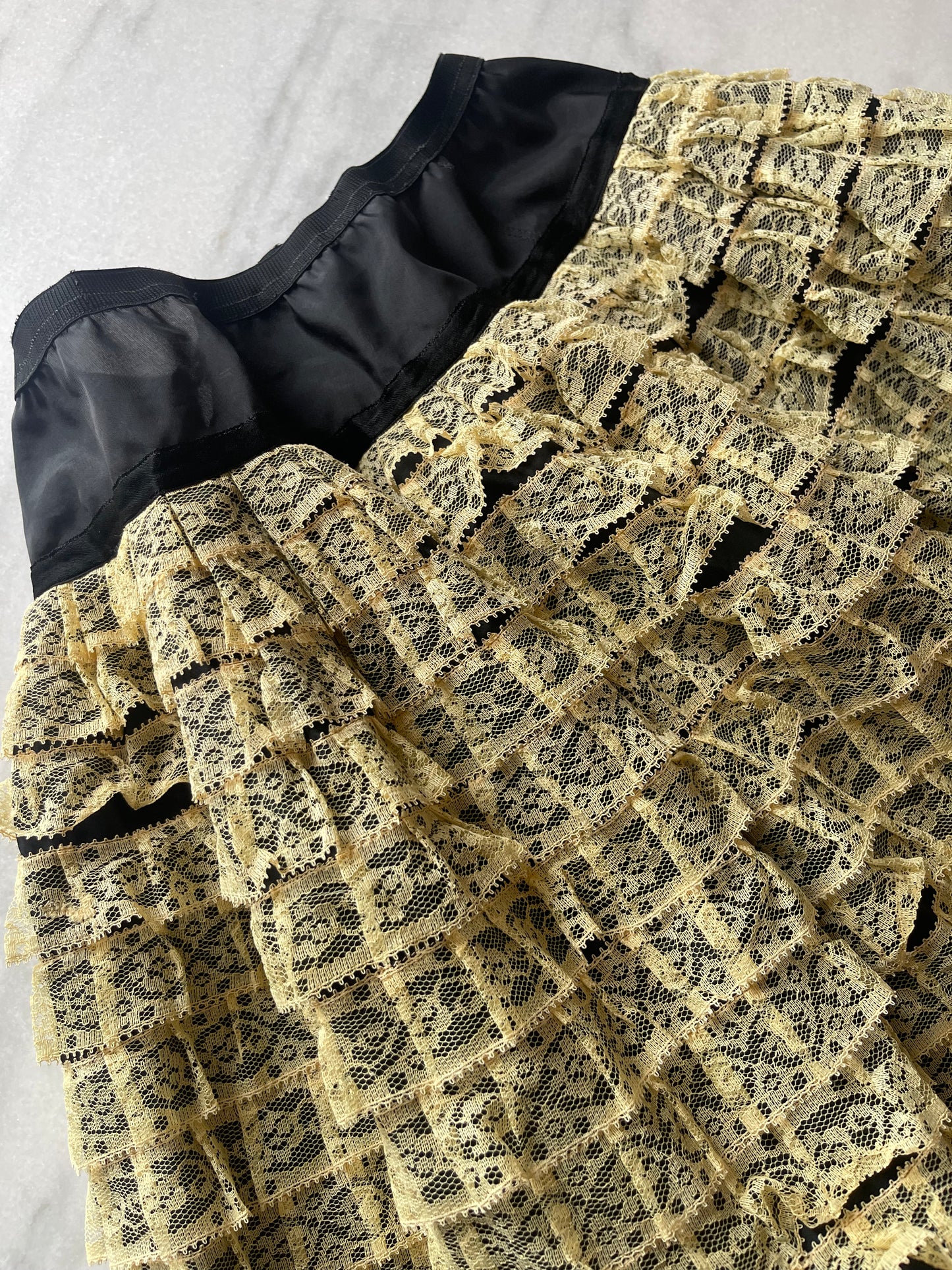 The Doll skirt- yellow lace