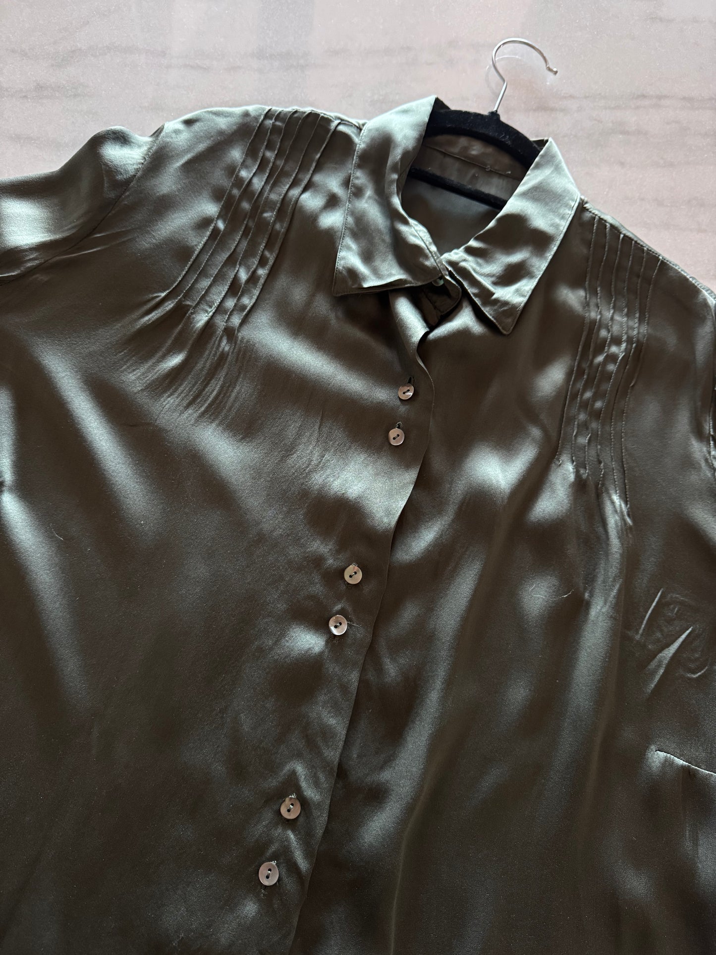 Tailoring silk shirt