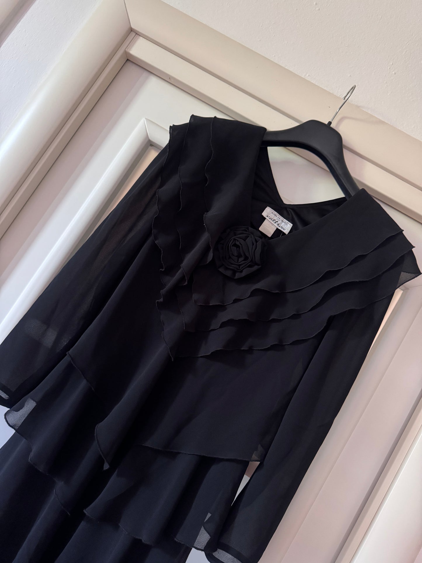Roses black dress