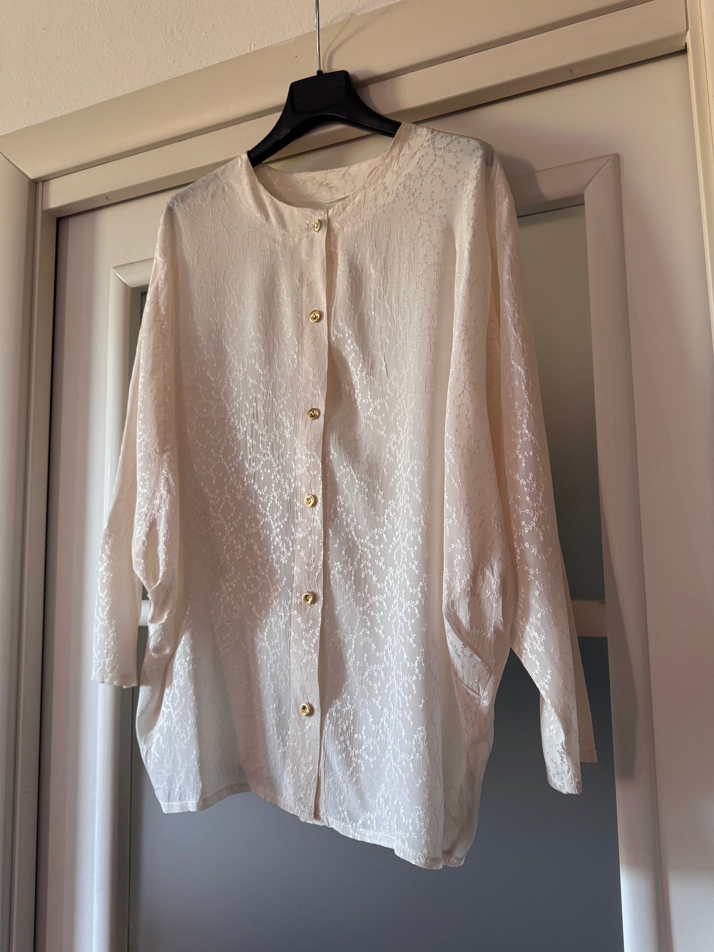 Dreamy jacquard shirt