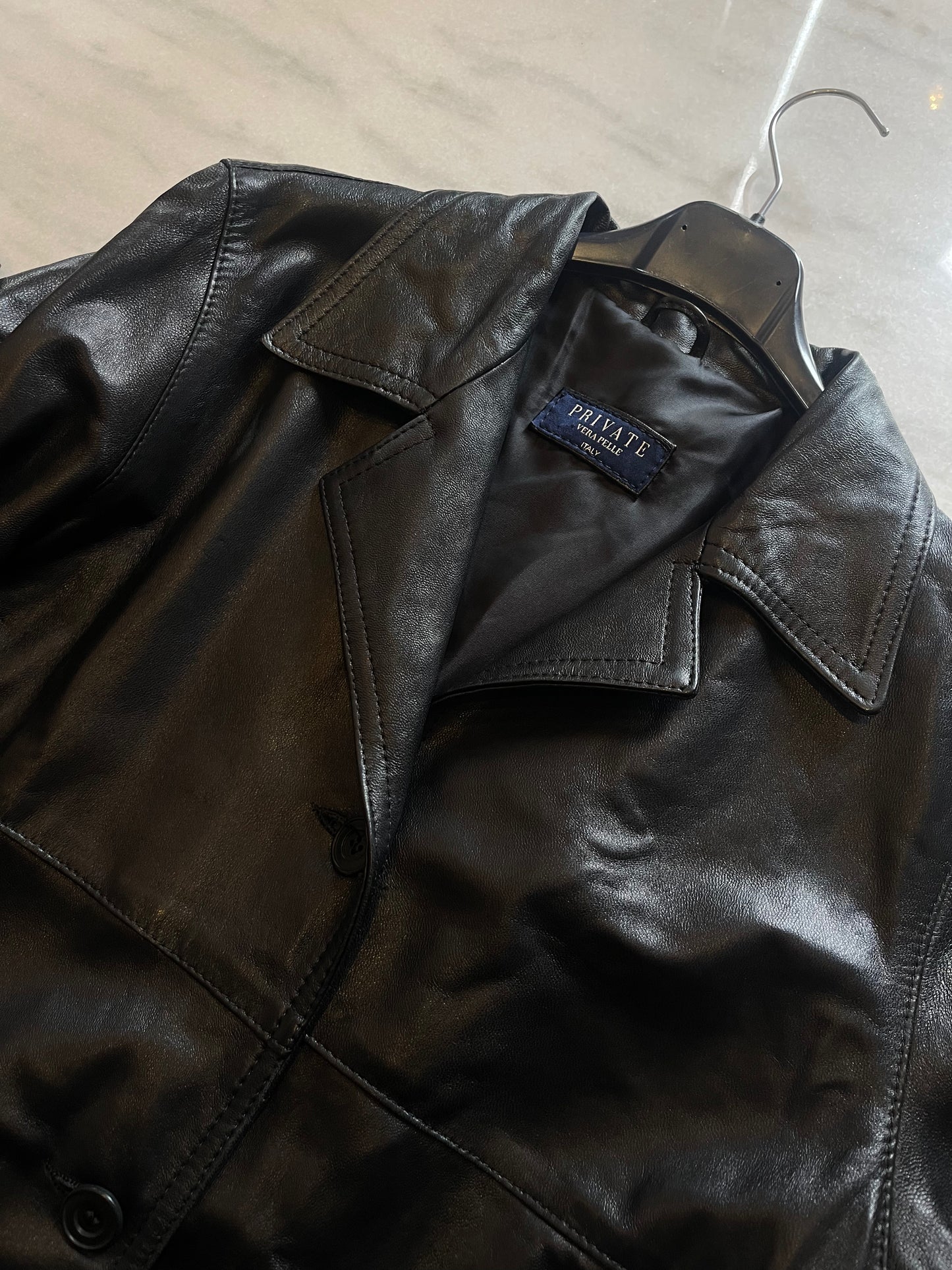 Necessaria giacca in pelle