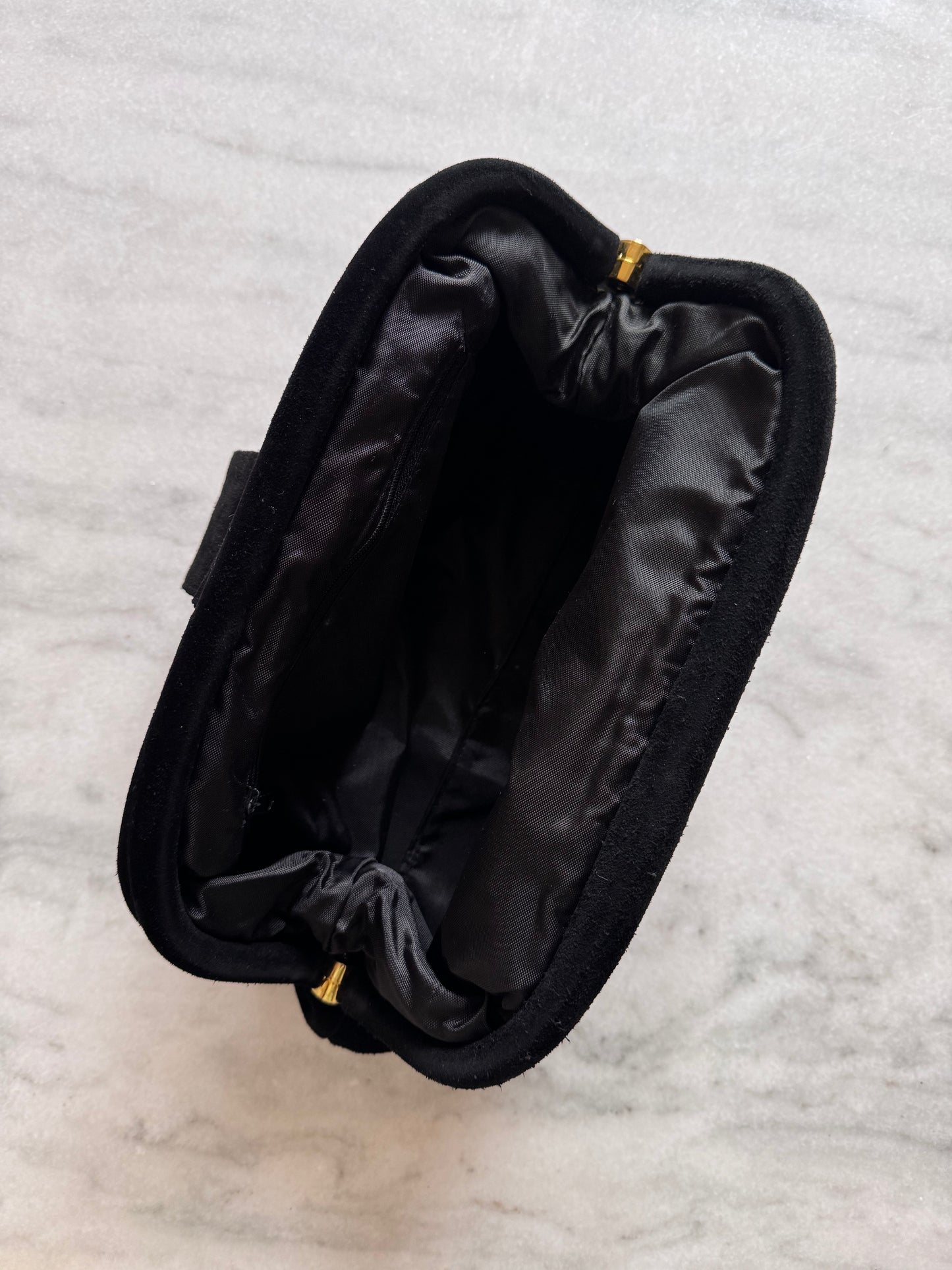 Suede pochette