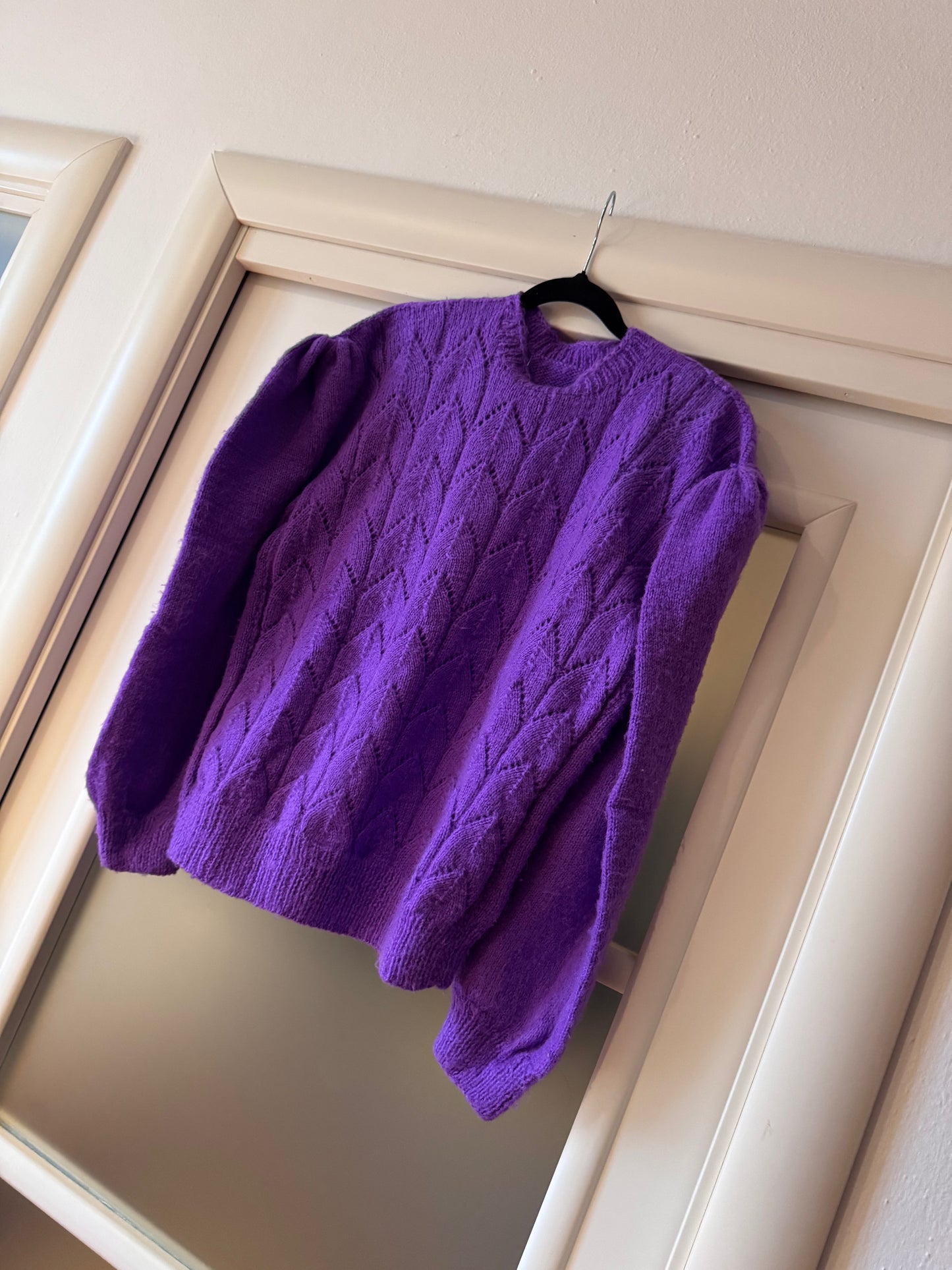 Bella sweater