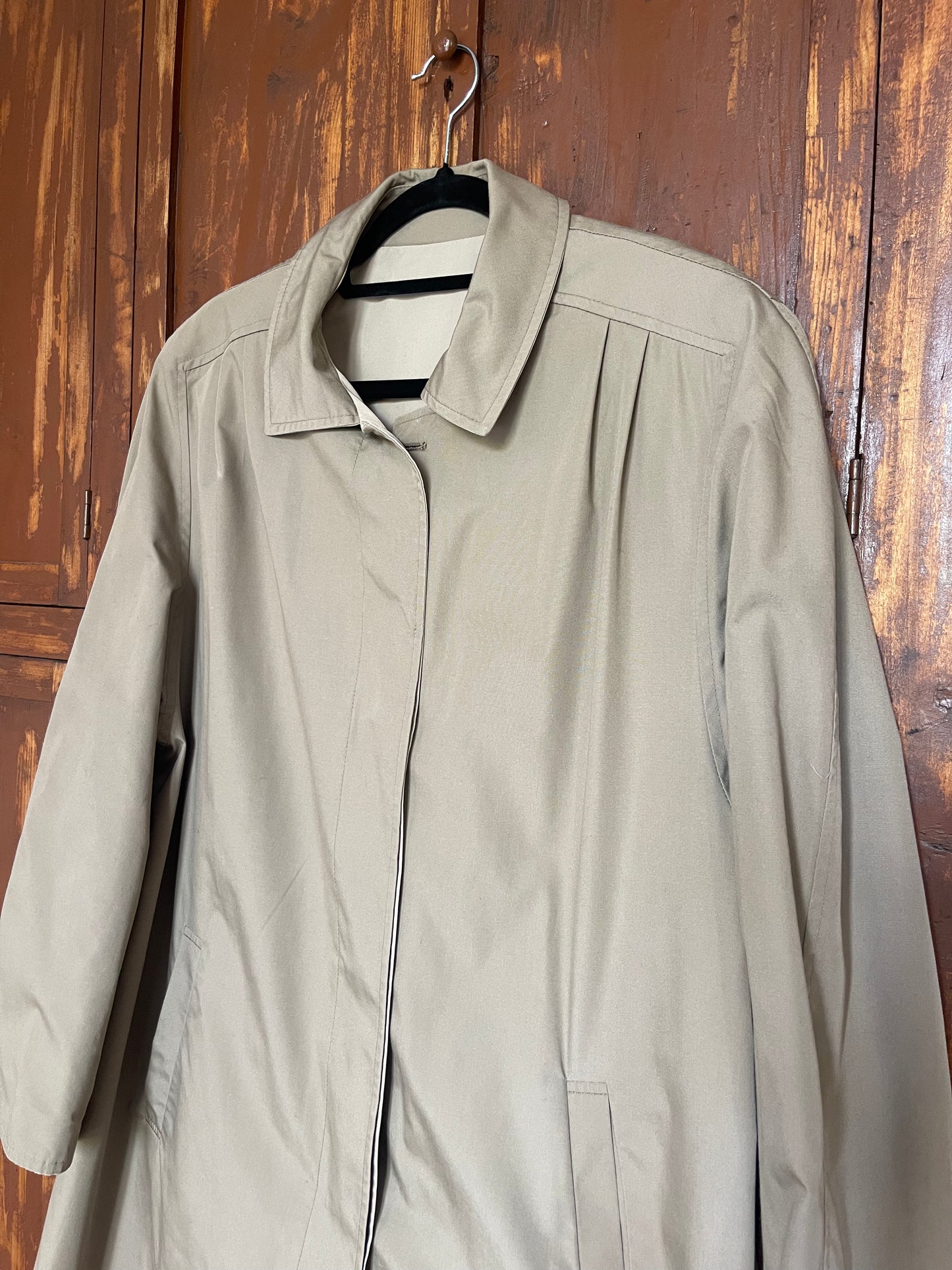 Reversible trenchcoat