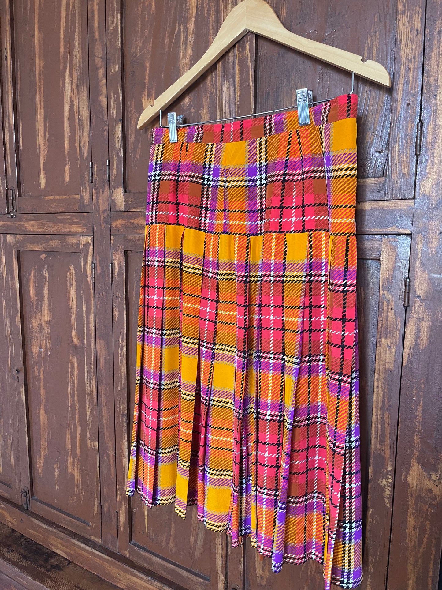 Fun tartan skirt