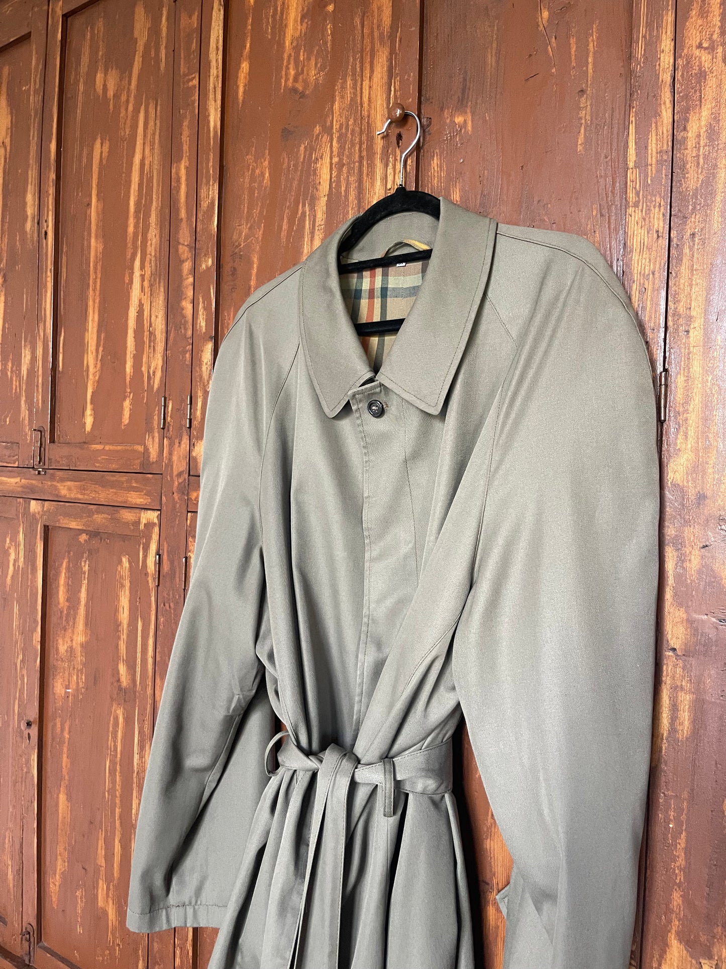 Tommy trenchcoat