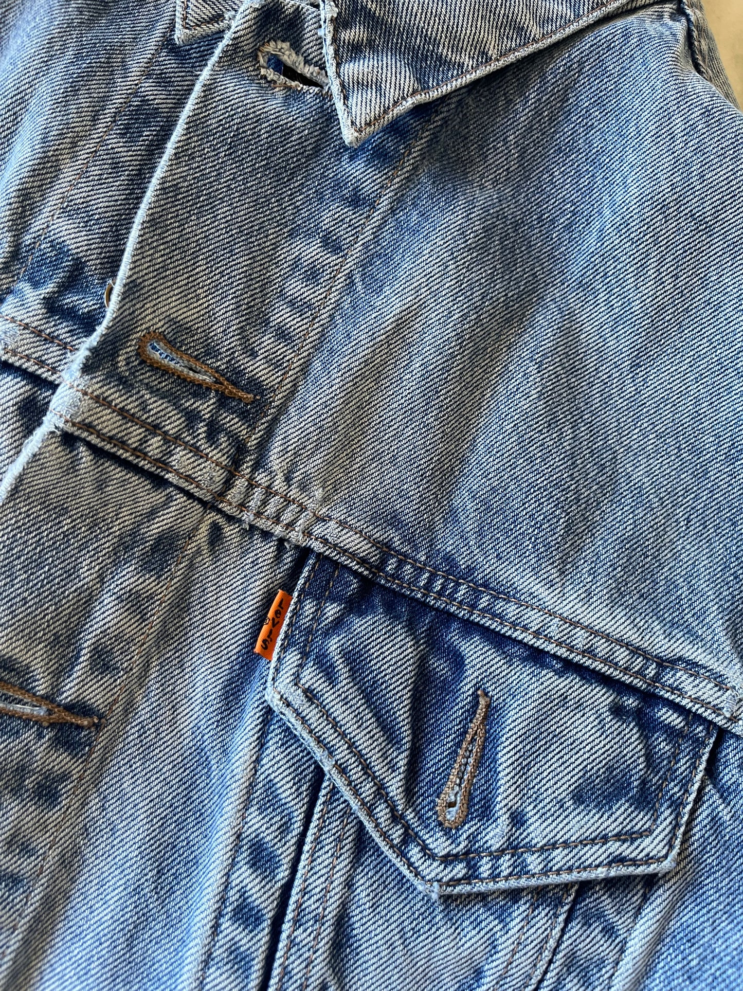 Denim Levi’s jacket