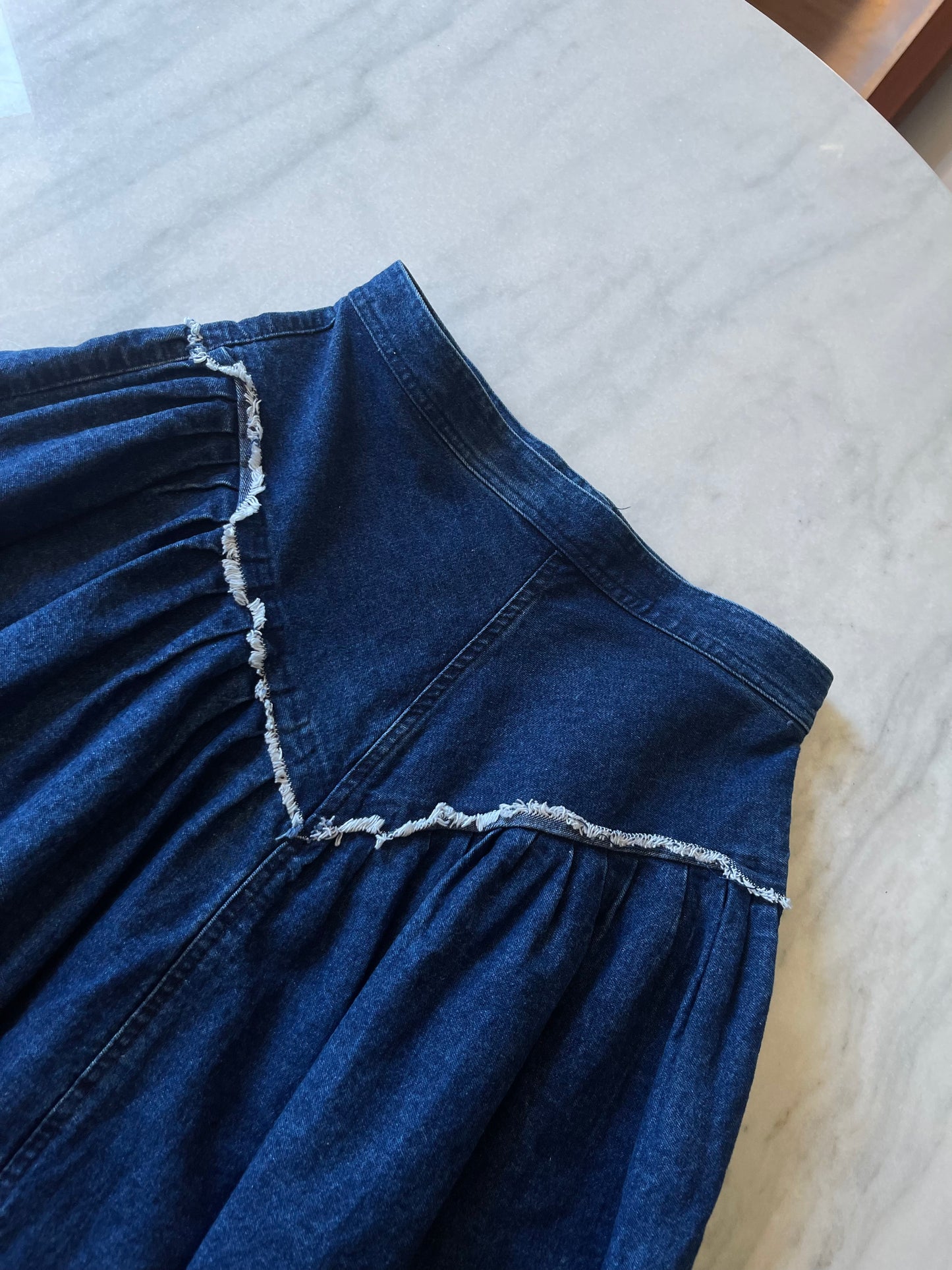 Necessaria denim skirt