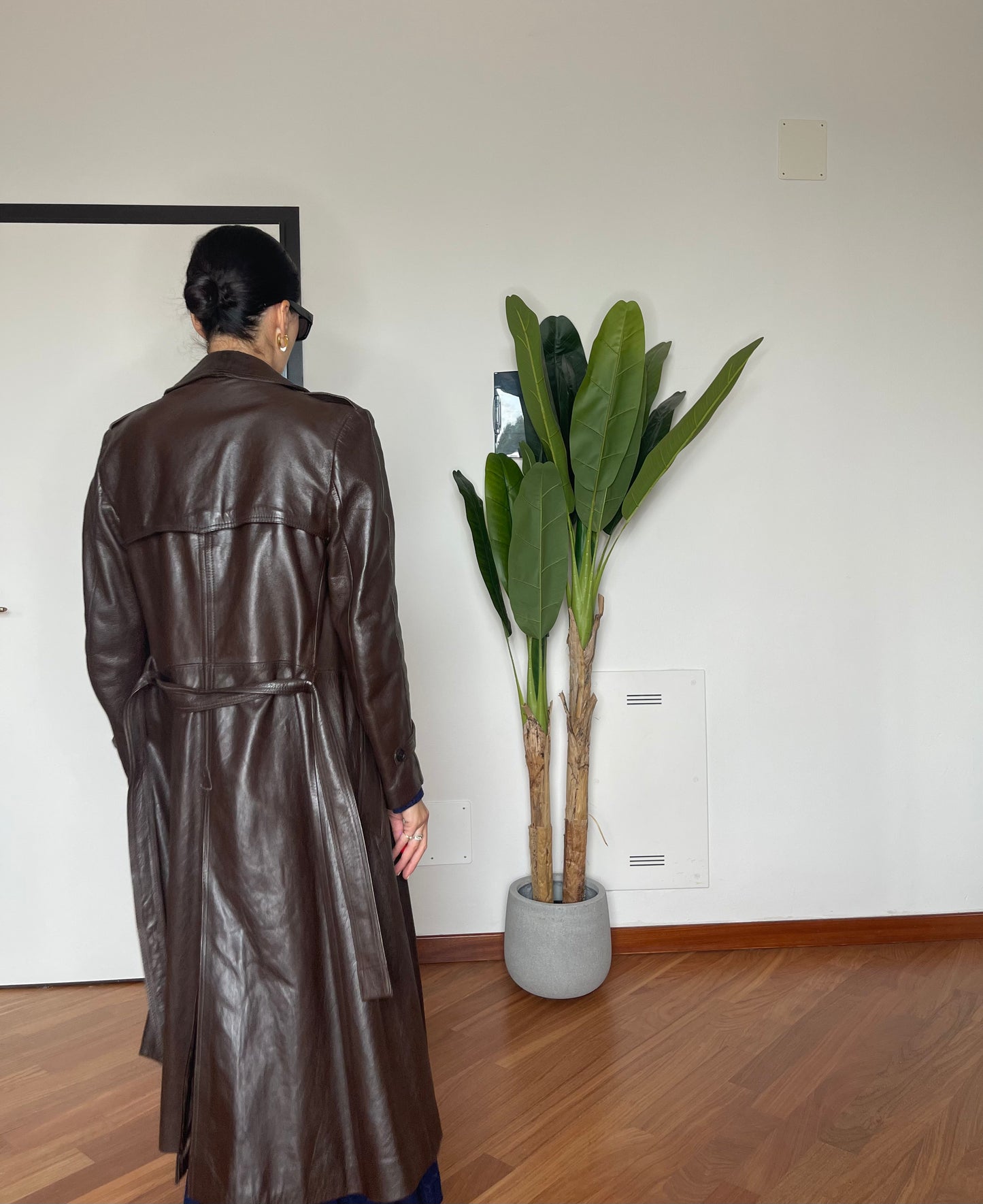 The brownie leather trench