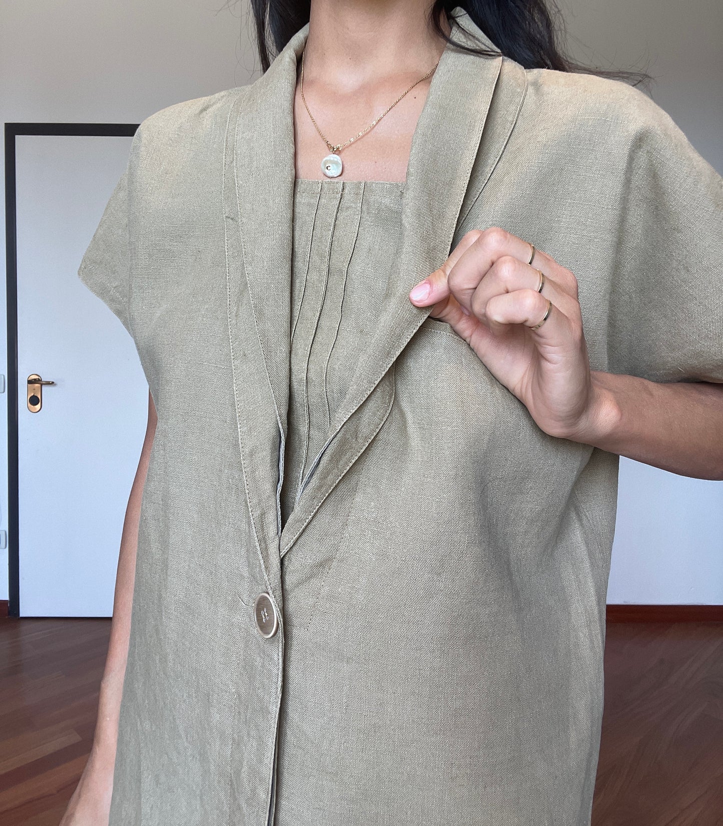 Tailoring linen dress