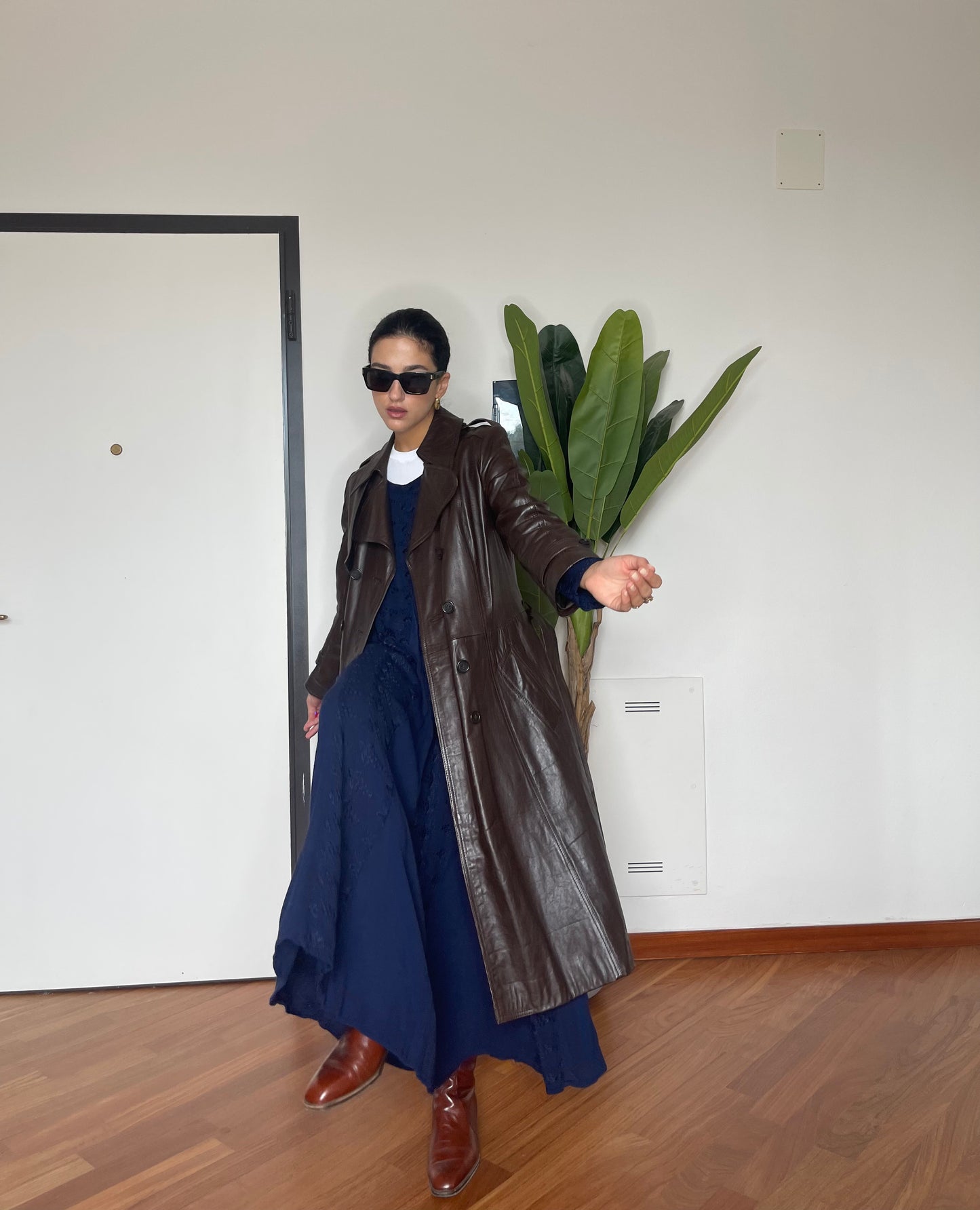 The brownie leather trench