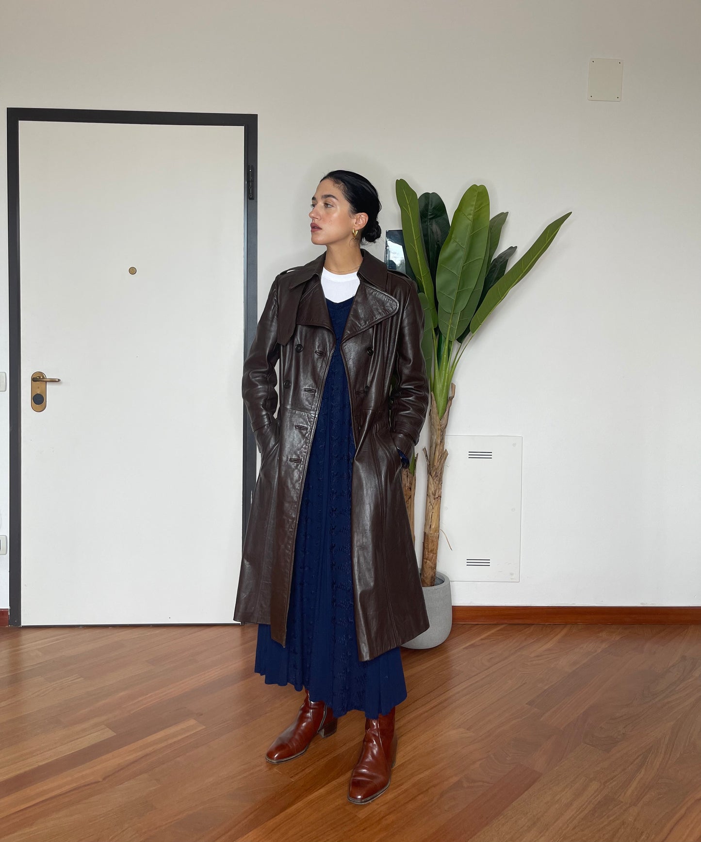 The brownie leather trench