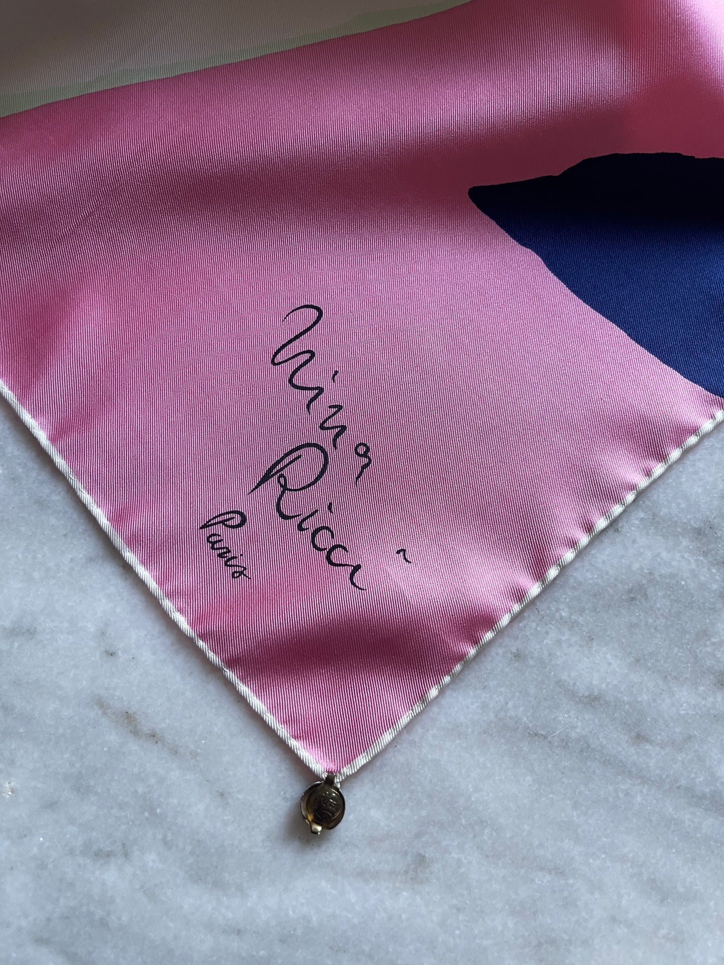 Nina ricci foulard