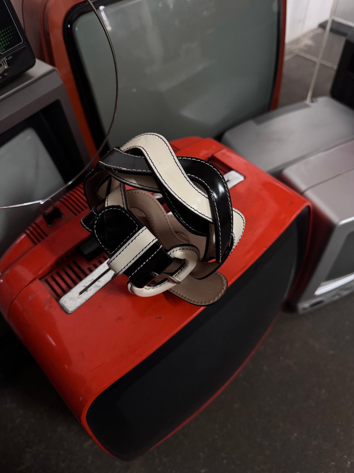 Furla black & white belt