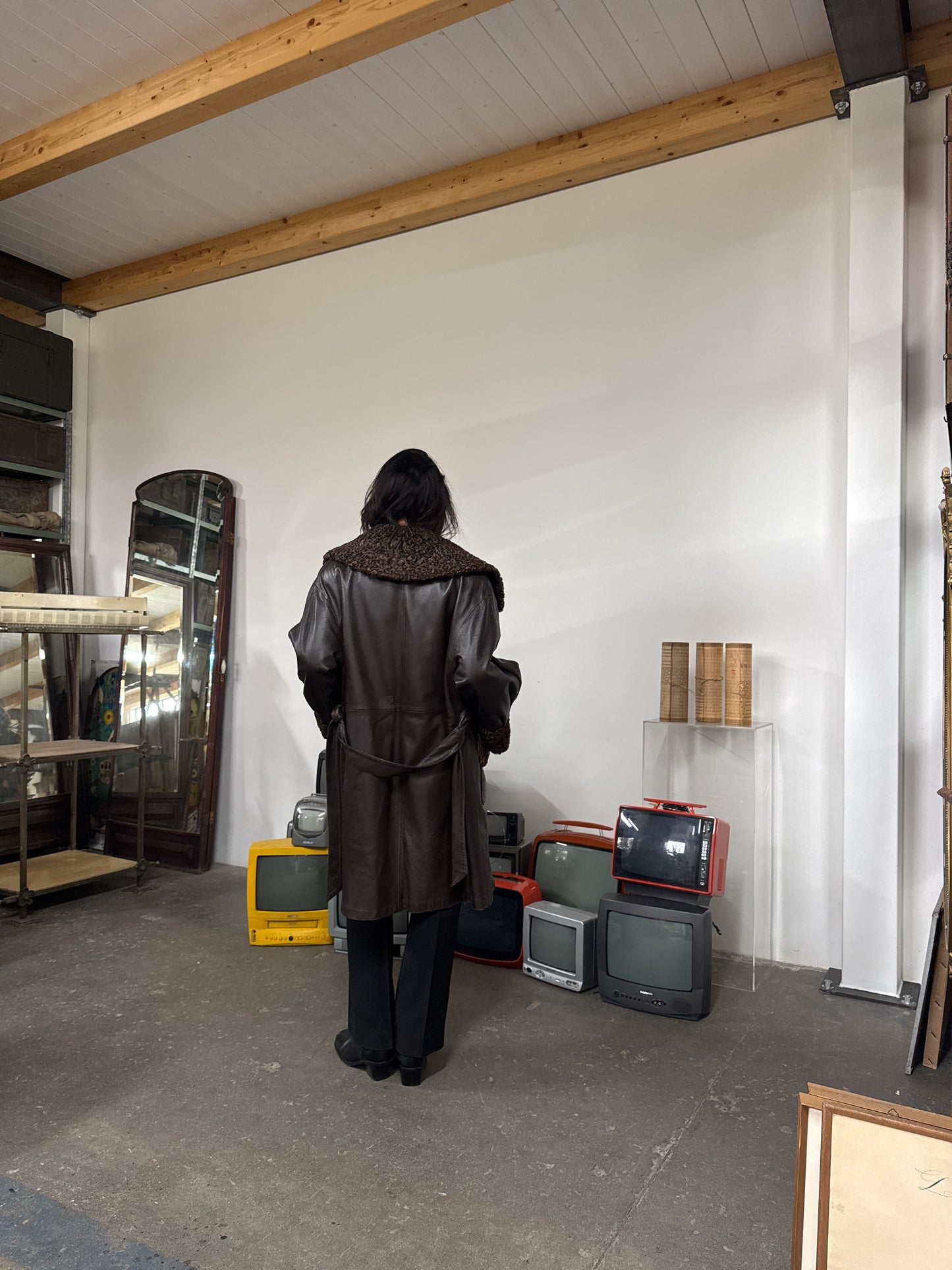 Whiskey & soda leather & astrakan coat