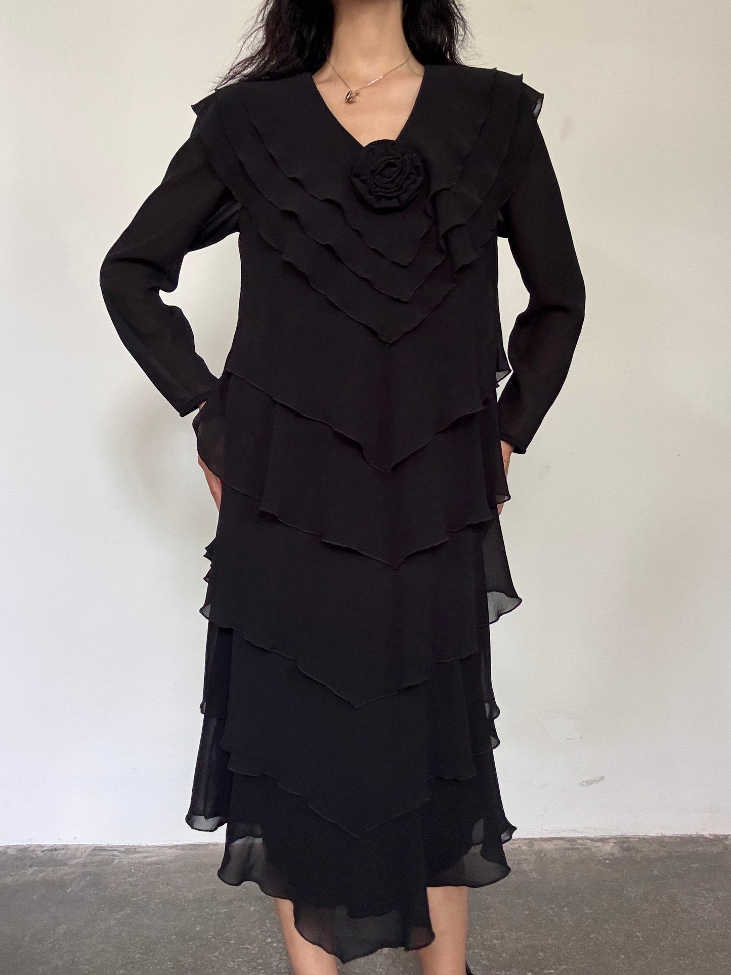Roses black dress