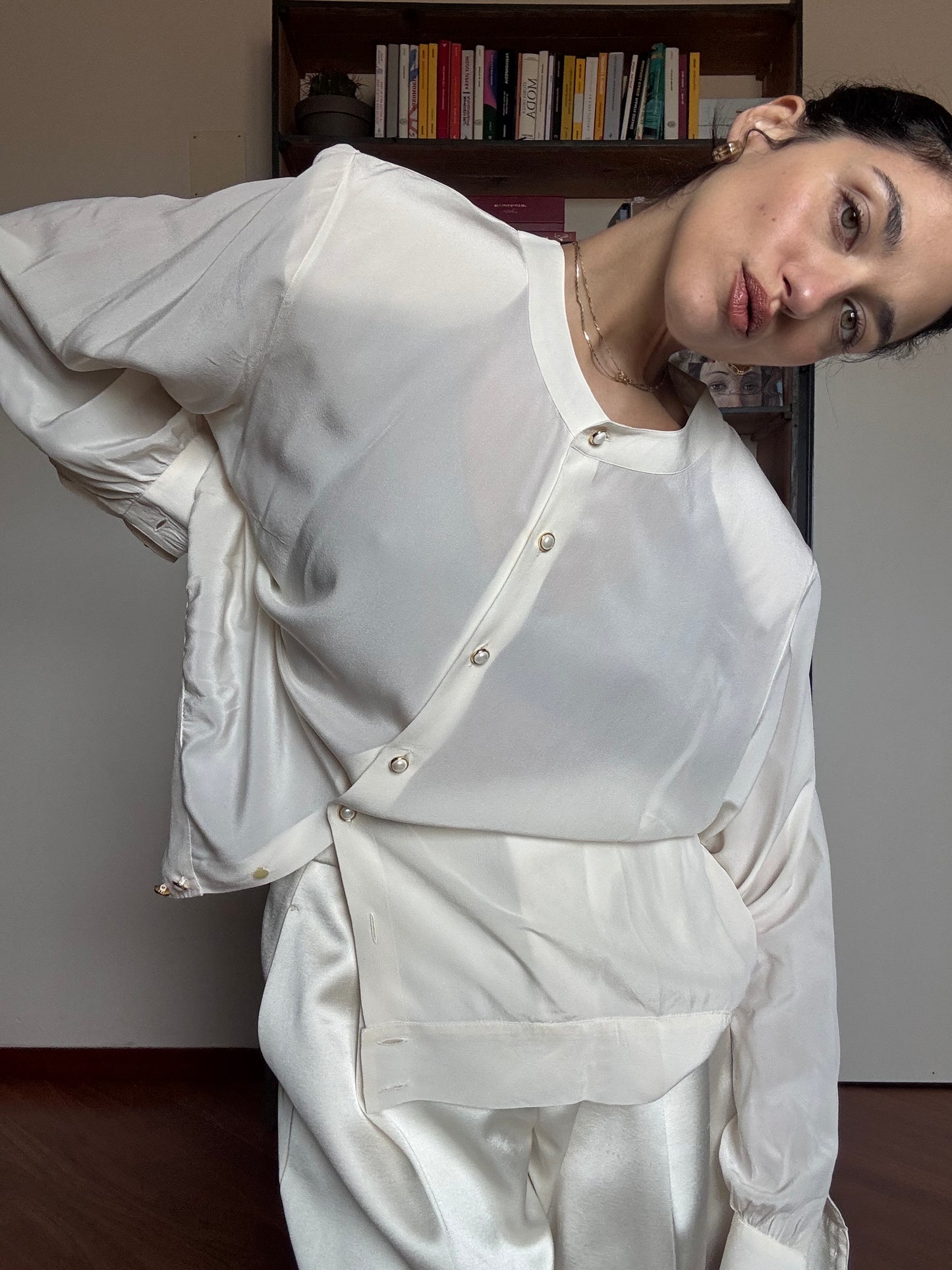 Victoria shirt