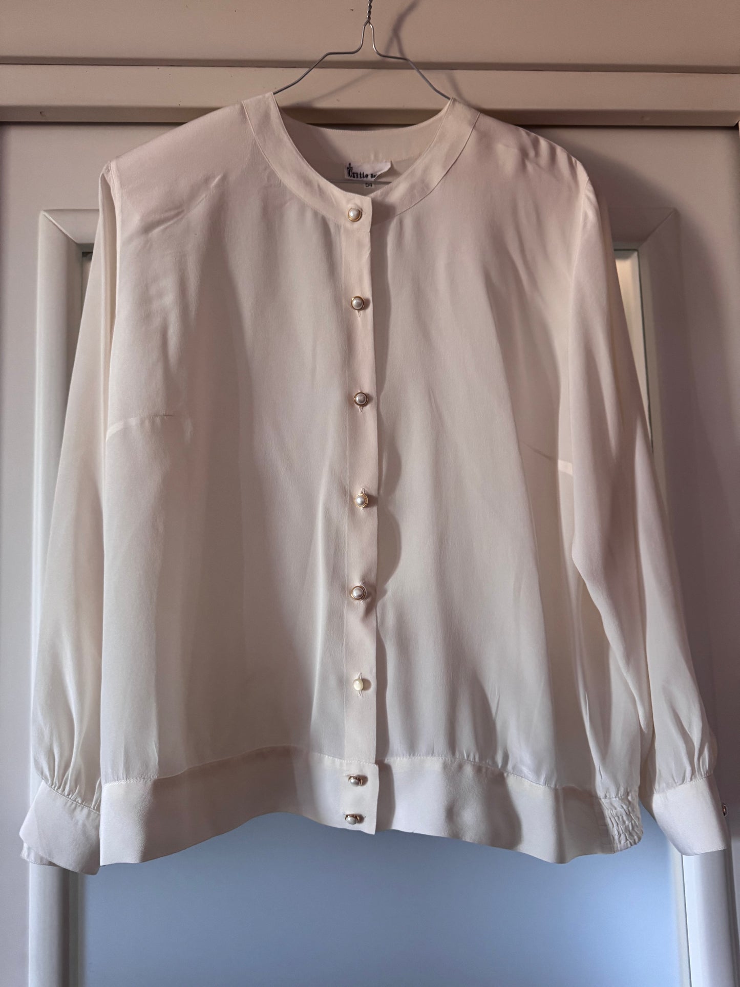 Victoria shirt