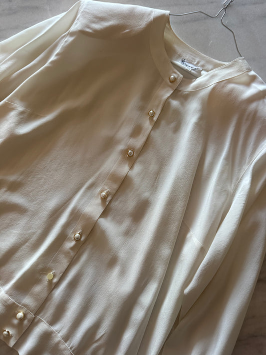 Victoria shirt