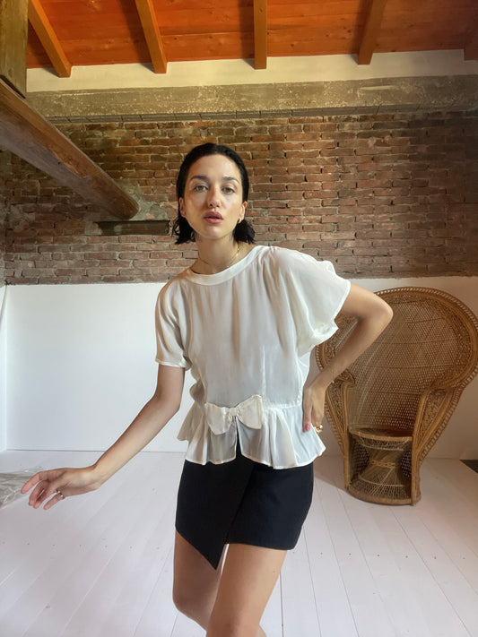 The cutest silk shirt