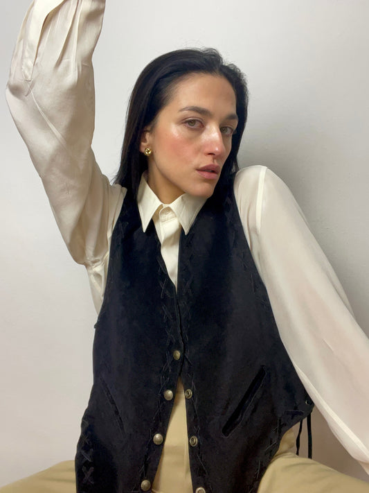 The black leather vest perfetto imperfetto