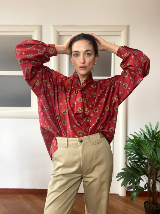 Printed romantic blouse