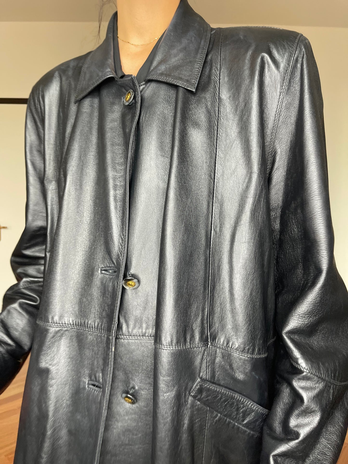 Indispensabile leather coat