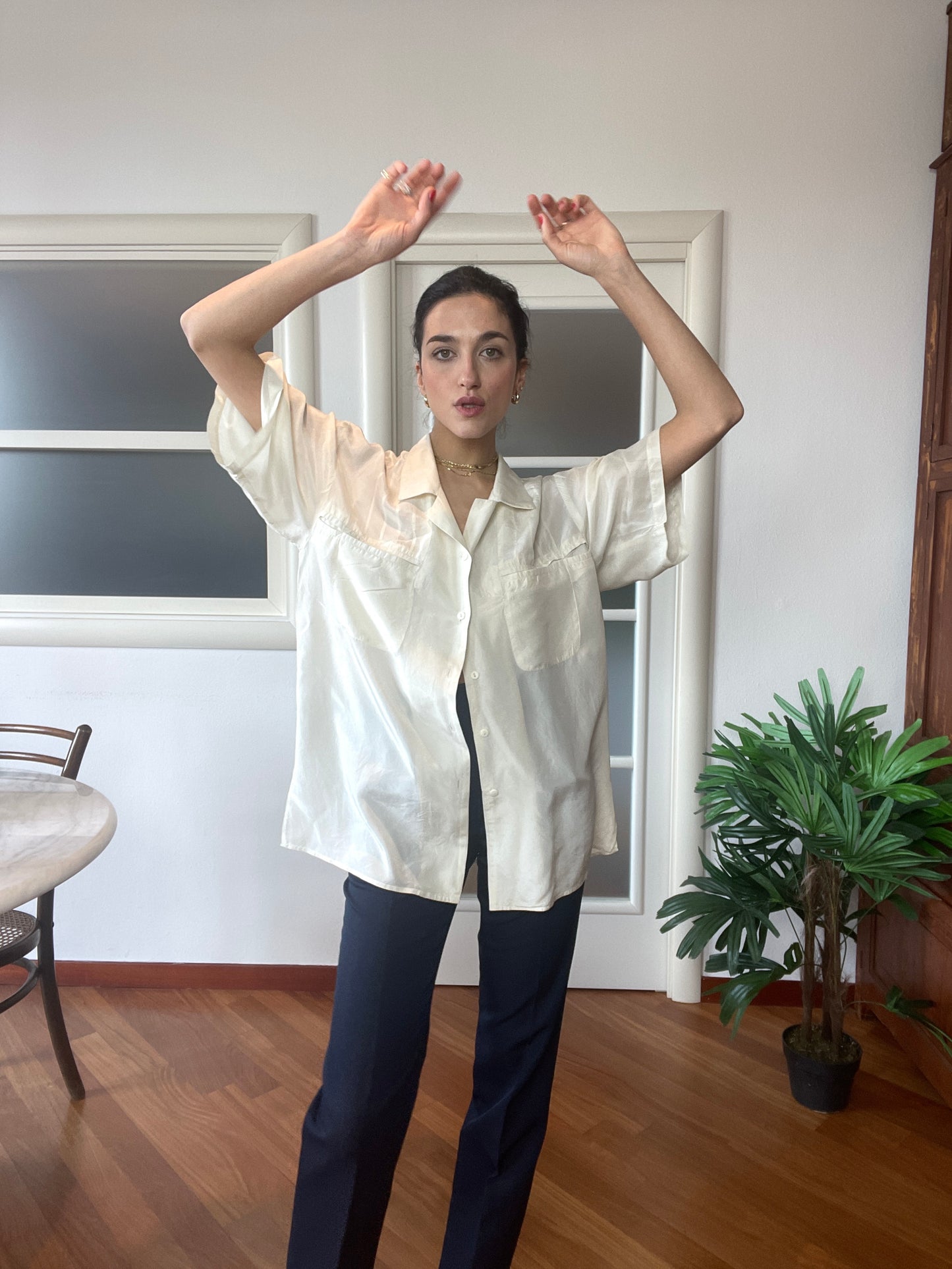 Like a feather-Pure silk blouse