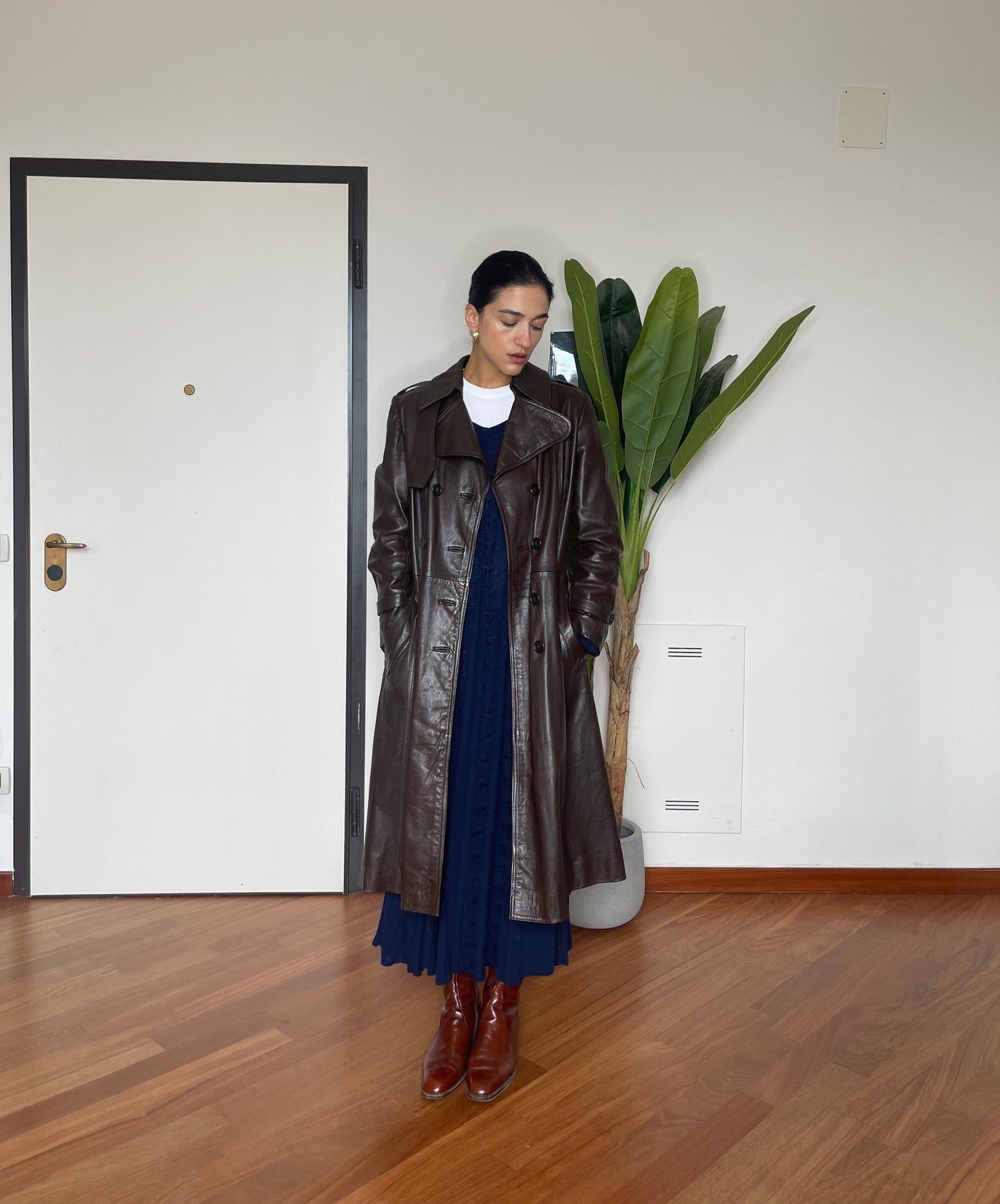 The brownie leather trench