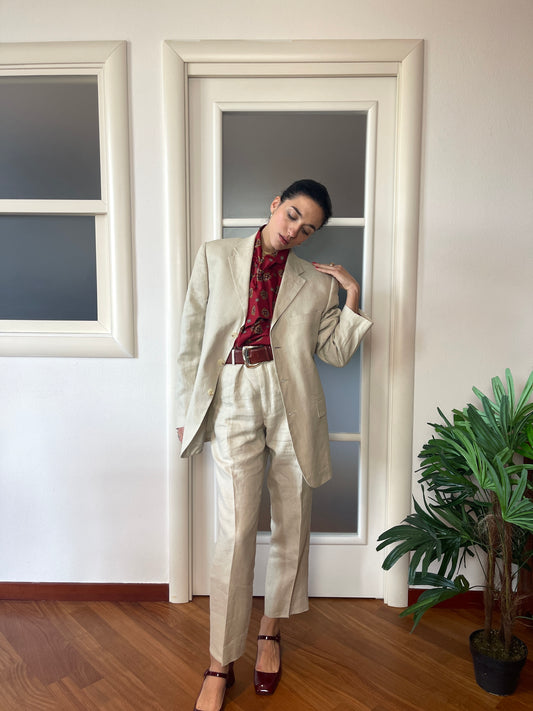 Linen sand mannish suit
