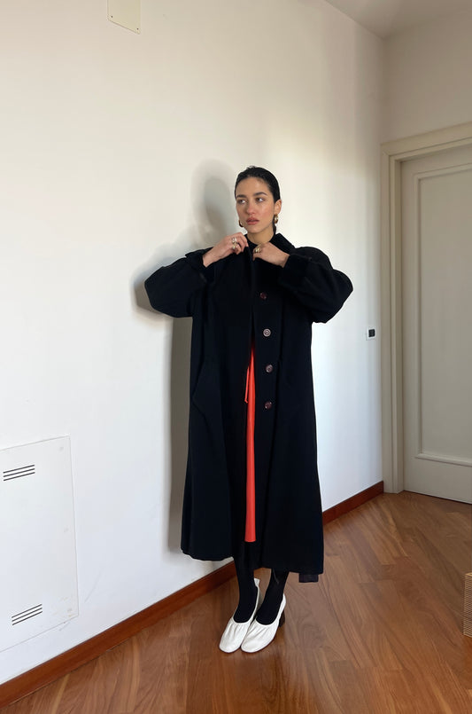 Black wool and velvet coat