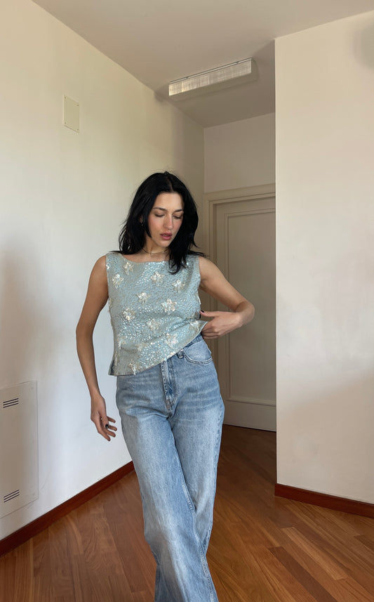 Light blue top scintillante