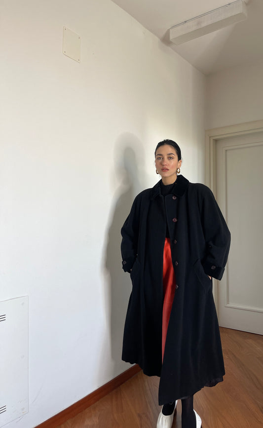 Black wool and velvet coat