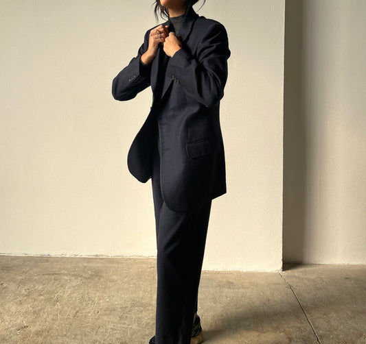 Perfetto imperfetto suit